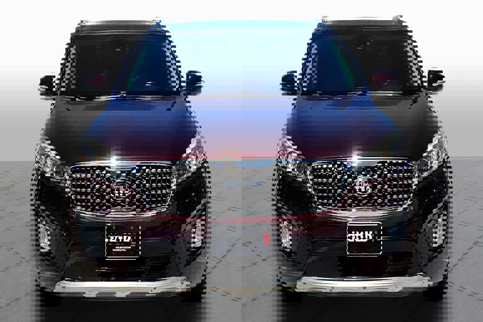 Used 2018 Kia Sorento SX image 4