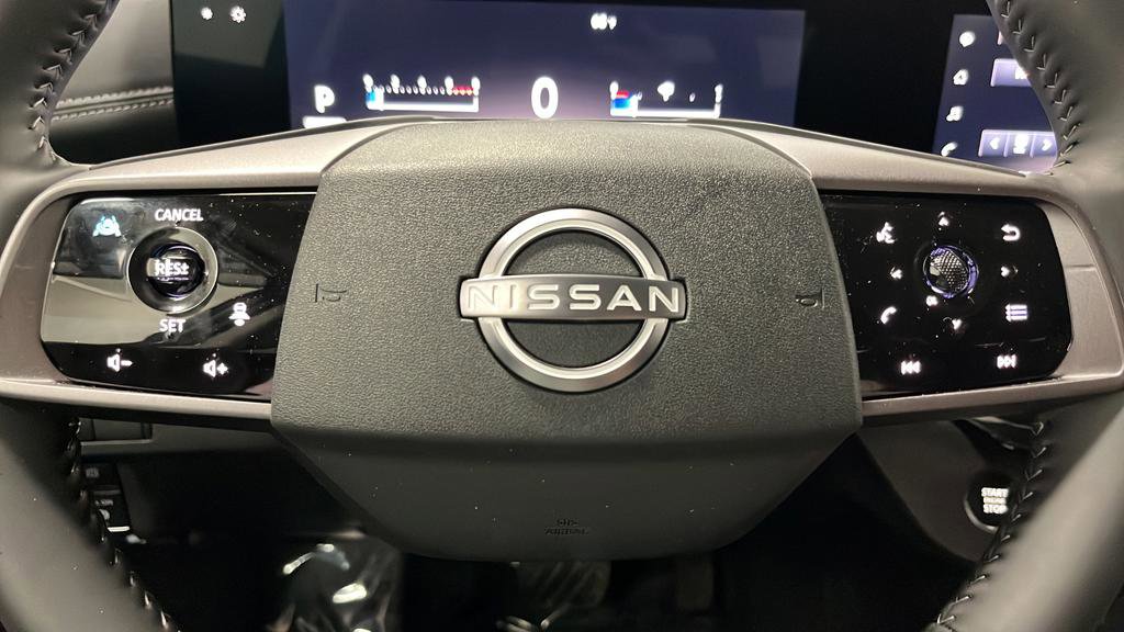 Used 2025 Nissan Murano SV AWD/4WD image 15