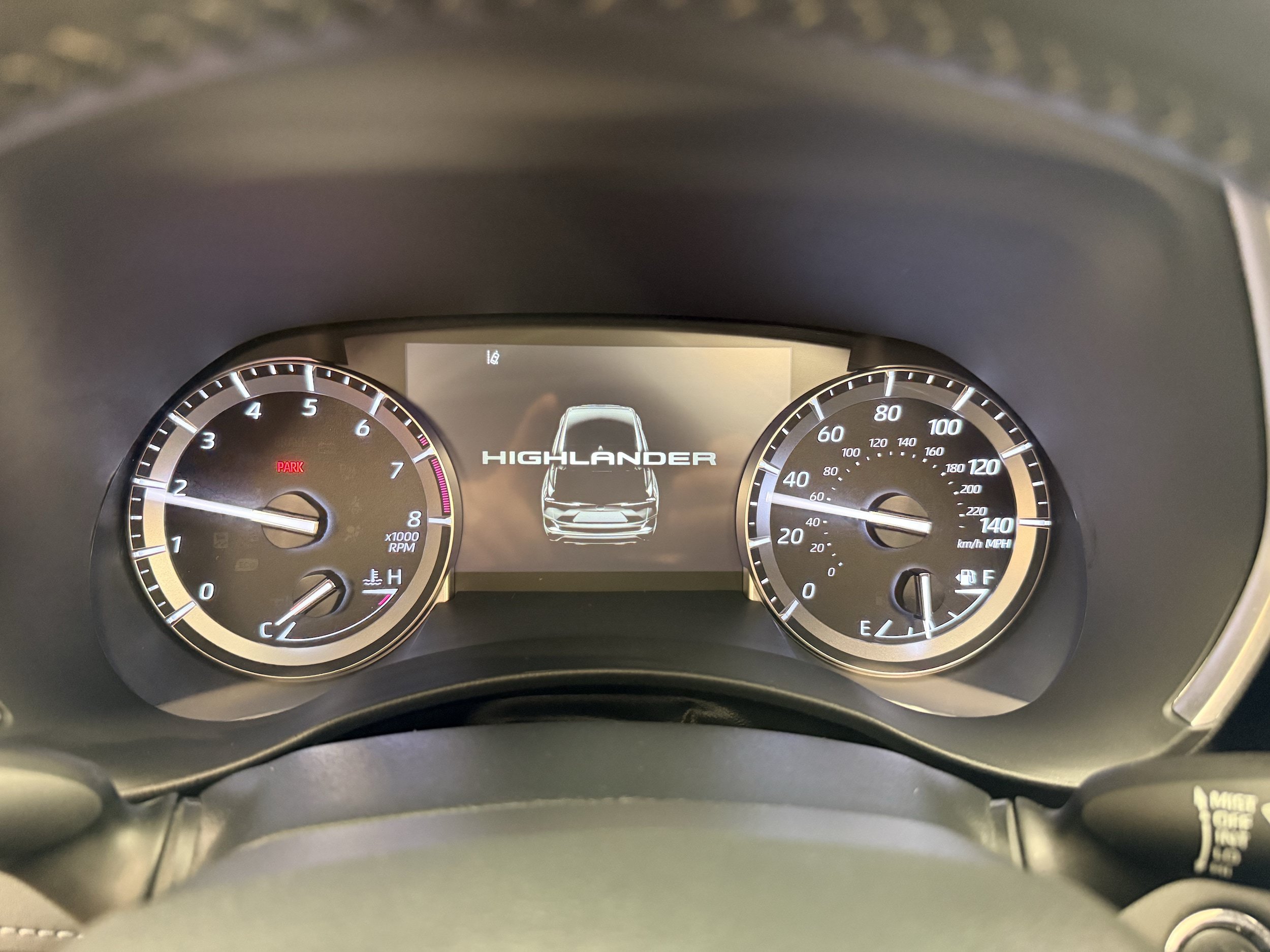 Used 2022 Toyota Highlander XSE AWD/4WD image 13