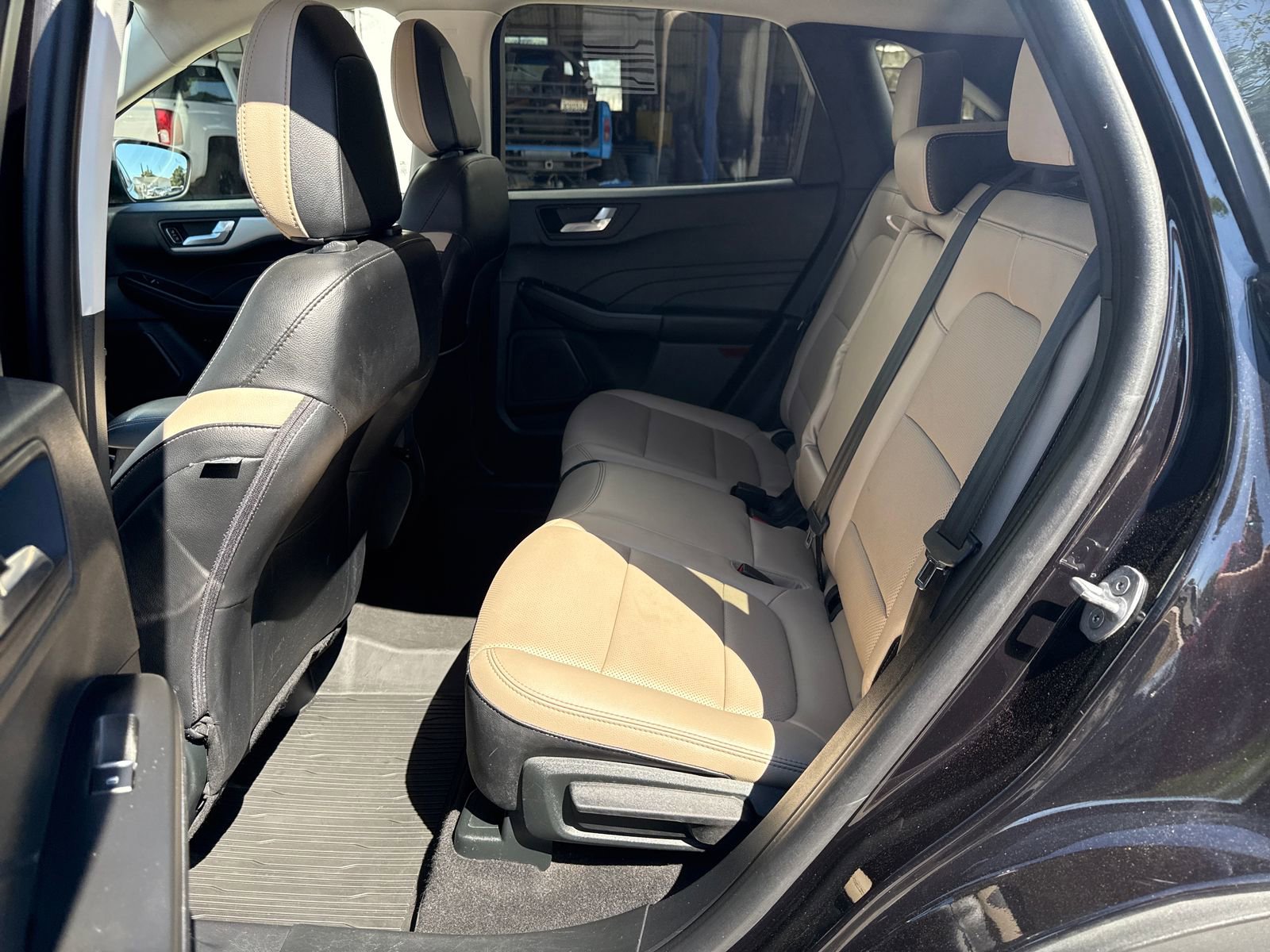 Certified 2022 Ford Escape SEL FWD image 25