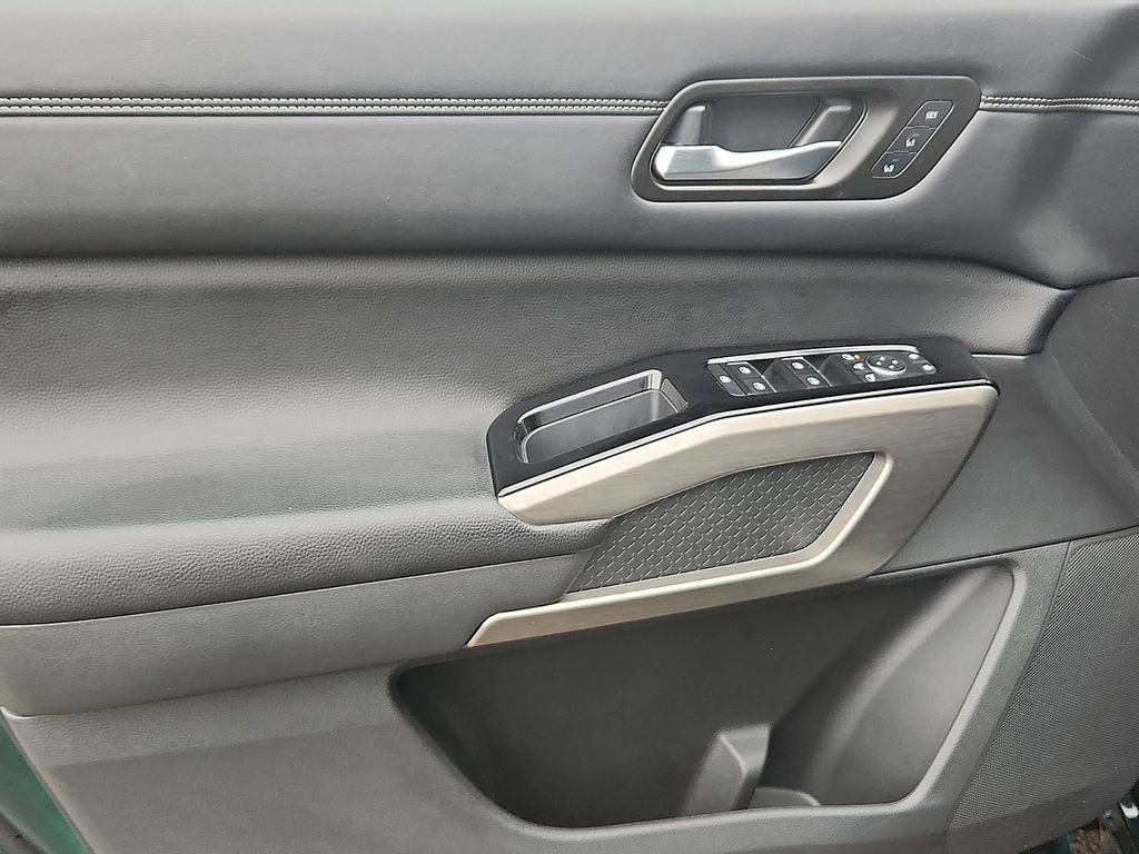 Certified 2023 Nissan Pathfinder Platinum w/ Cargo Package image 14