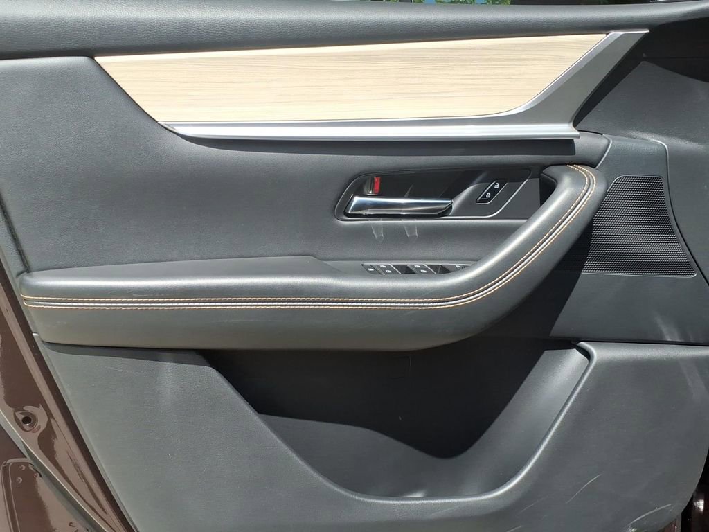 Used 2025 MAZDA CX-90 3.3 Turbo w/ Premium Sport Pkg image 23