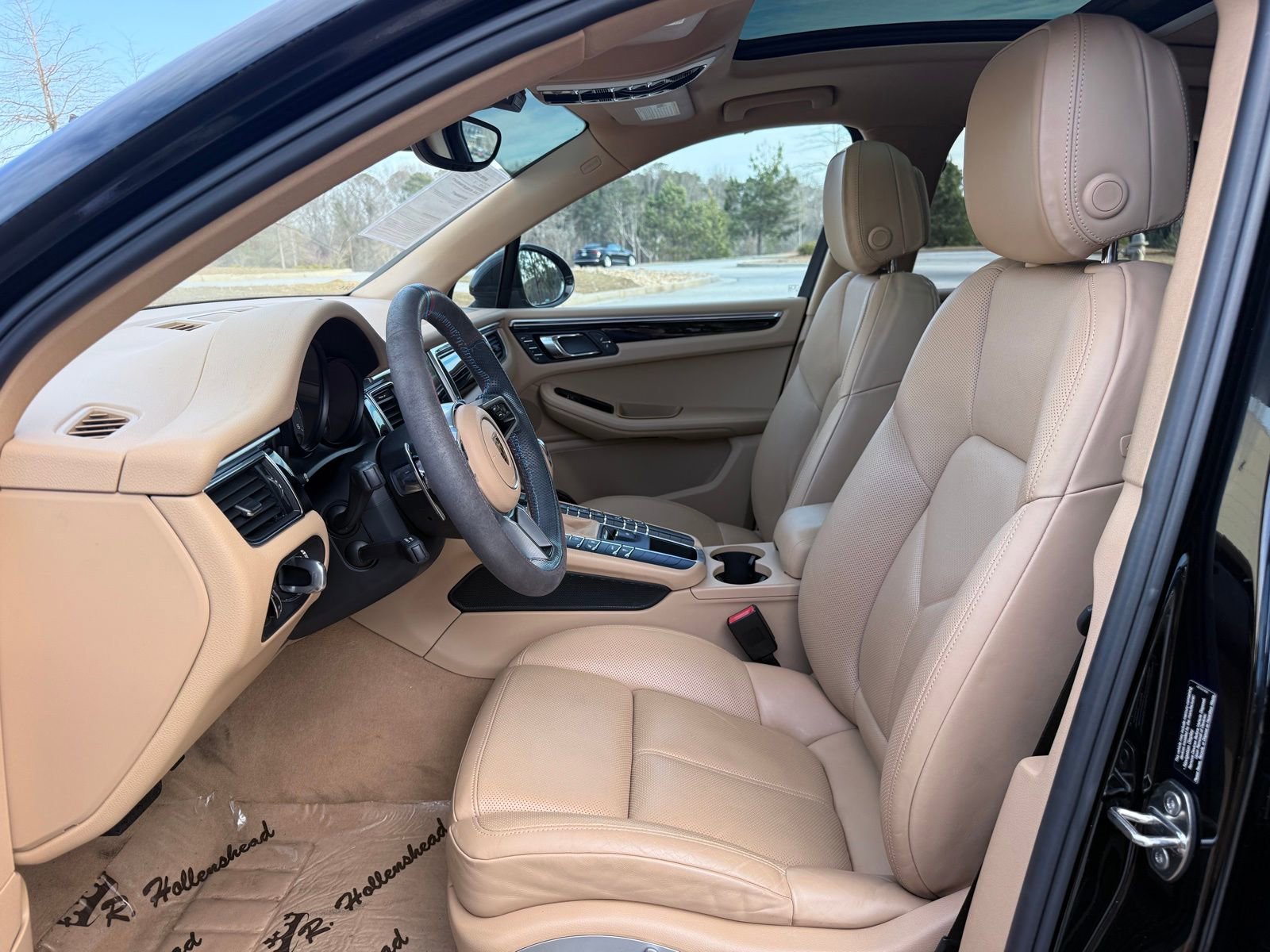 Used 2017 Porsche Macan S image 35