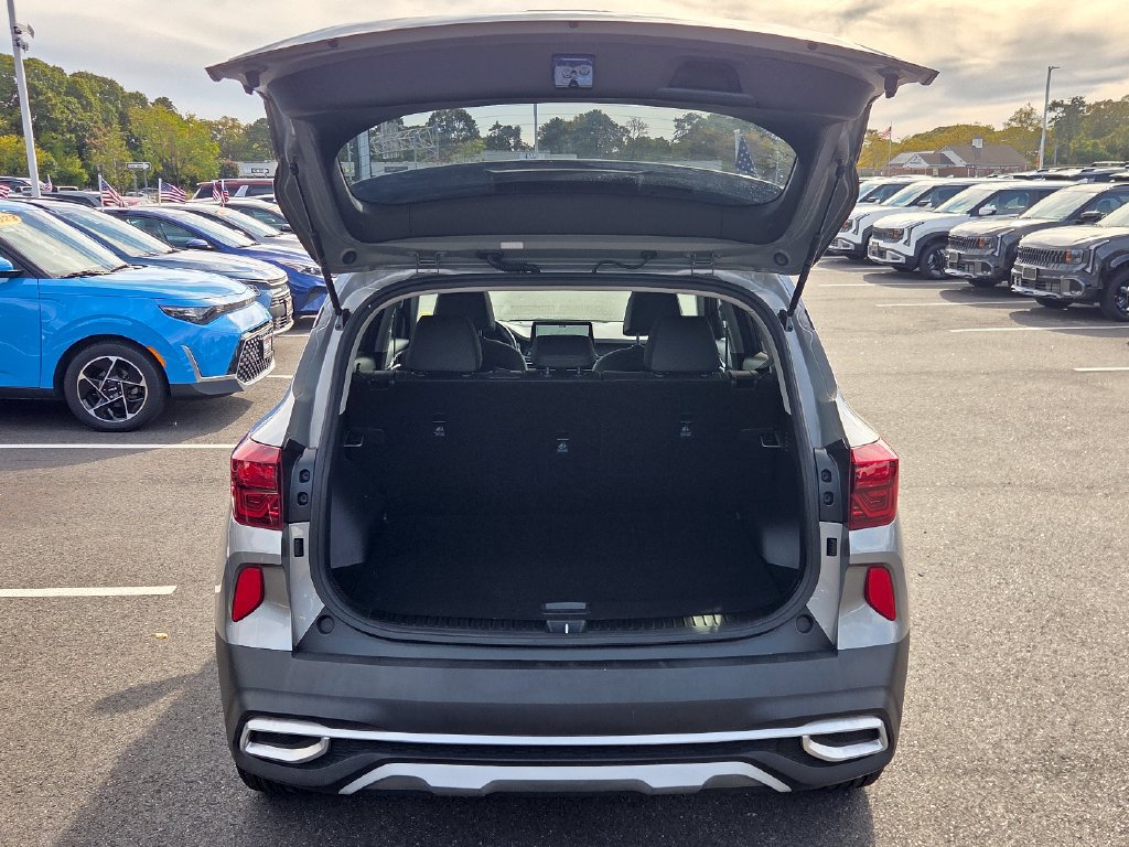 Certified 2023 Kia Seltos EX AWD/4WD image 35