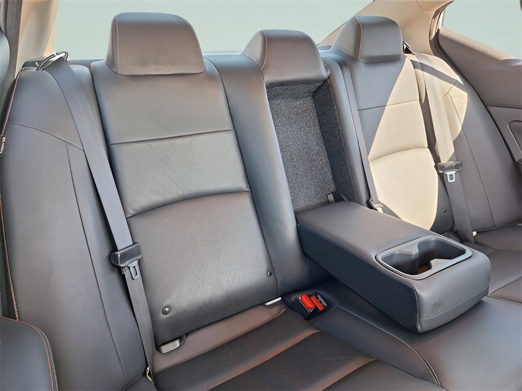 Used 2023 Nissan Altima 2.5 SR w/ SR Premium Package image 28