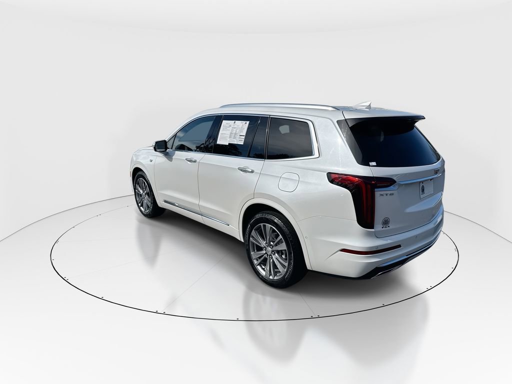 Used 2025 Cadillac XT6 Premium Luxury w/ Technology Package image 6