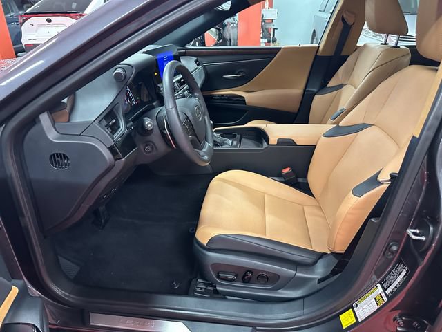 Used 2023 Lexus ES 350 w/ Premium Package FWD image 10