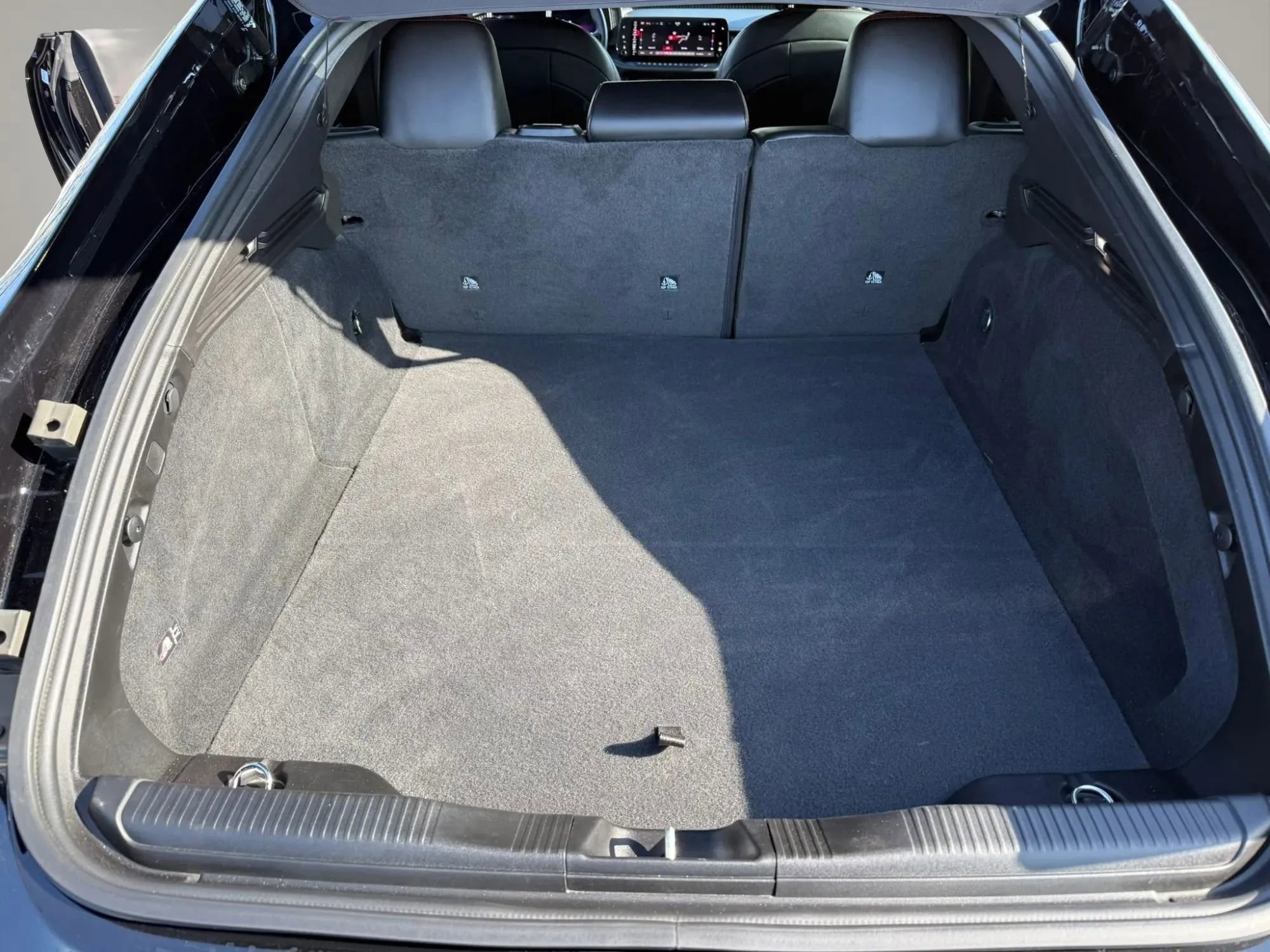 Used 2025 Dodge Charger Daytona R/T w/ Quick Order Package 25M R/T AWD/4WD image 40