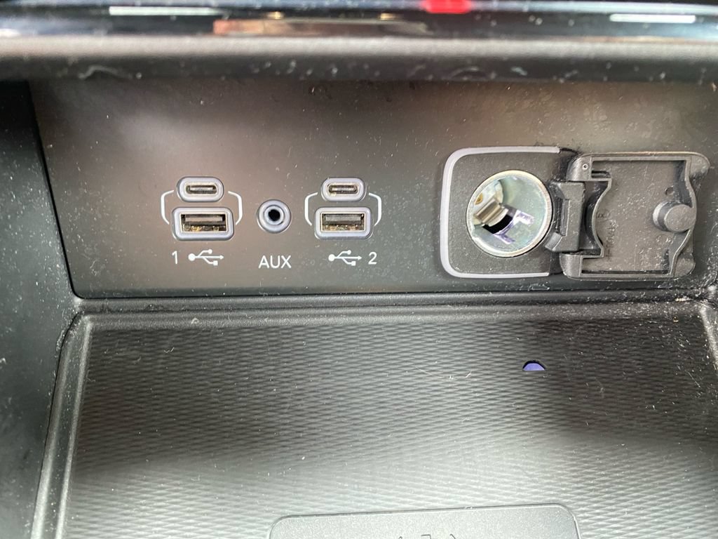 Used 2023 Jeep Grand Cherokee Altitude AWD/4WD image 20