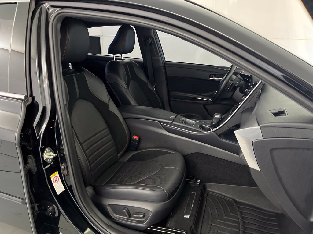 Used 2019 Toyota Avalon XSE w/ All Weather Liner Package FWD image 21