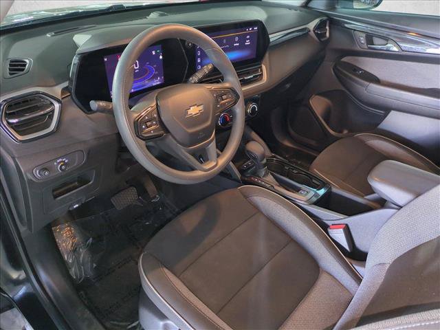 Used 2025 Chevrolet TrailBlazer LT FWD image 10