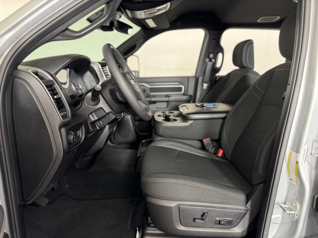 Certified 2026 RAM 2500 Big Horn AWD/4WD image 26