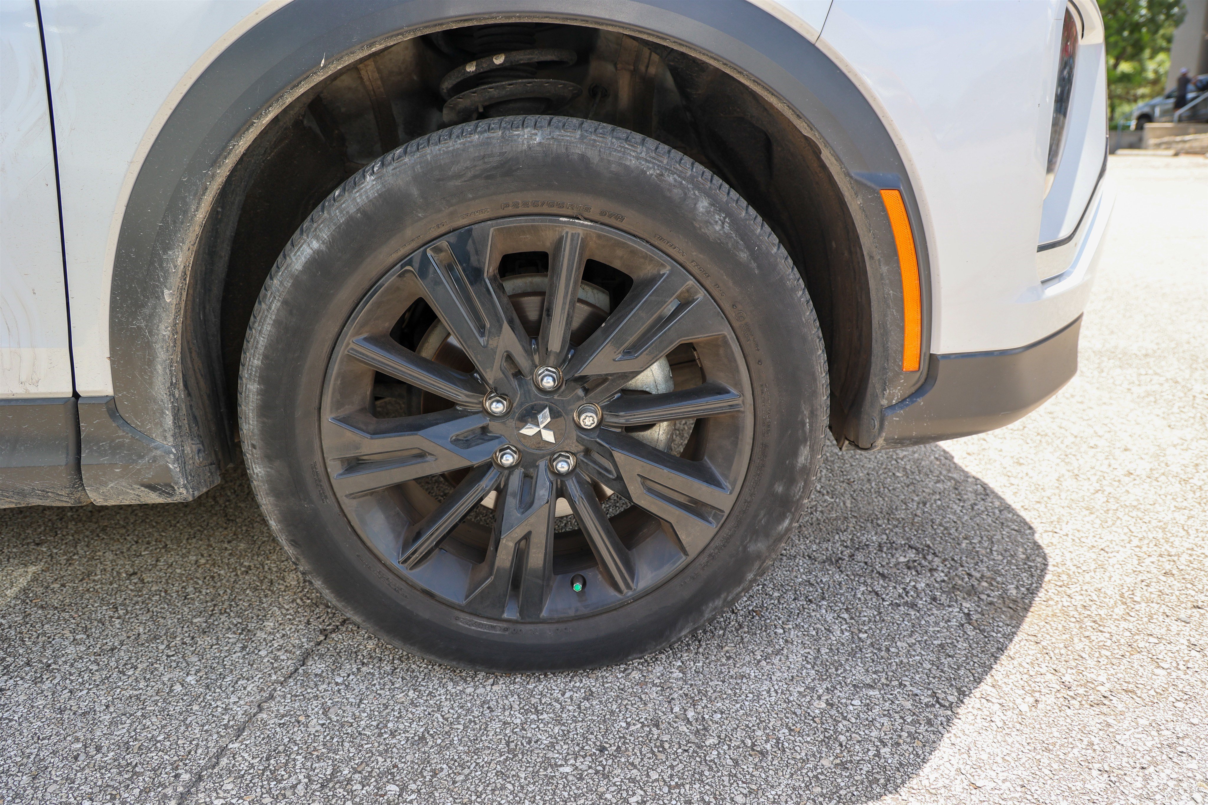 Used 2023 Mitsubishi Eclipse Cross LE AWD/4WD image 13