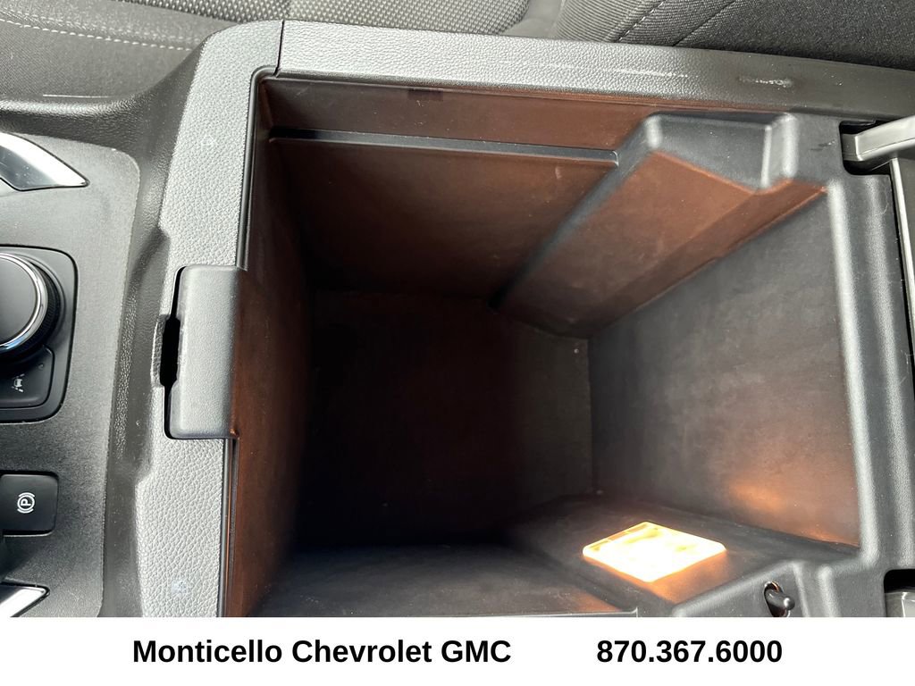 Used 2023 Chevrolet Traverse LT FWD image 22