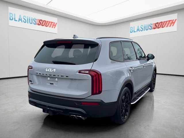 Used 2022 Kia Telluride EX w/ EX Premium Package image 3