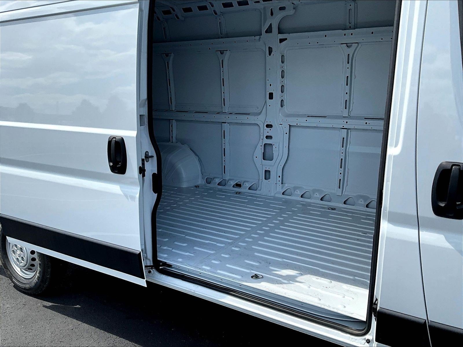 New 2026 RAM ProMaster 3500 w/ Safety Group FWD image 23