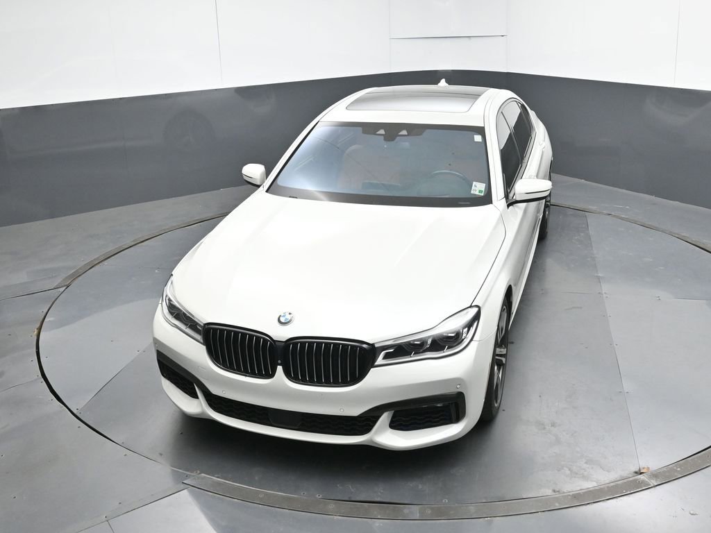 Used 2018 BMW 750i 750i 4D Sedan image 44