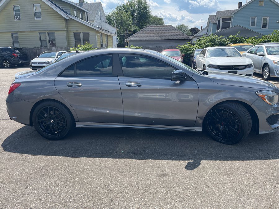 Used 2016 Mercedes-Benz CLA 250 4MATIC image 4