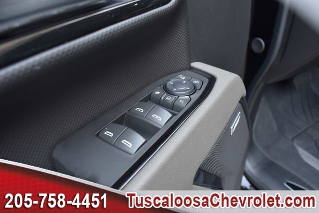 Used 2025 Chevrolet Silverado 2500 ZR2 w/ Technology Package image 18