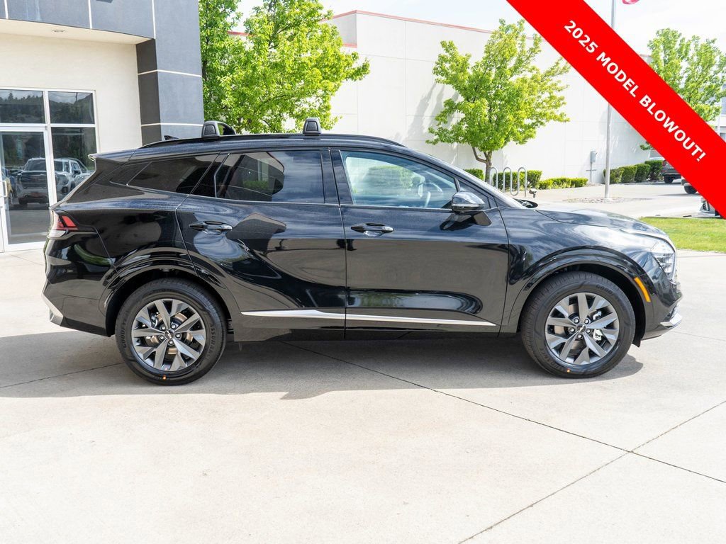 Used 2025 Kia Sportage SX Prestige image 8