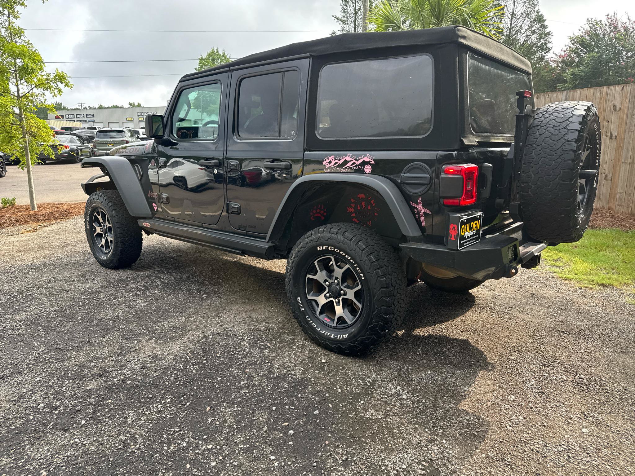 Used 2019 Jeep Wrangler Unlimited Rubicon AWD/4WD image 18