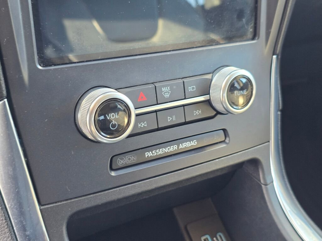 Used 2022 Ford Edge Titanium image 29