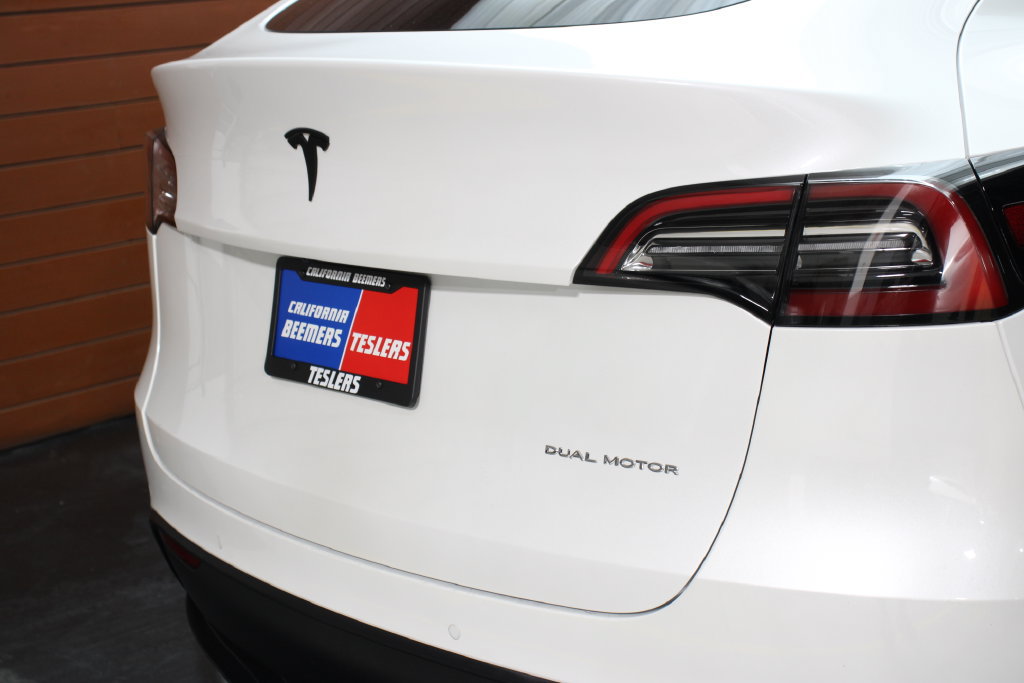 Used 2022 Tesla Model Y Long Range AWD/4WD image 4
