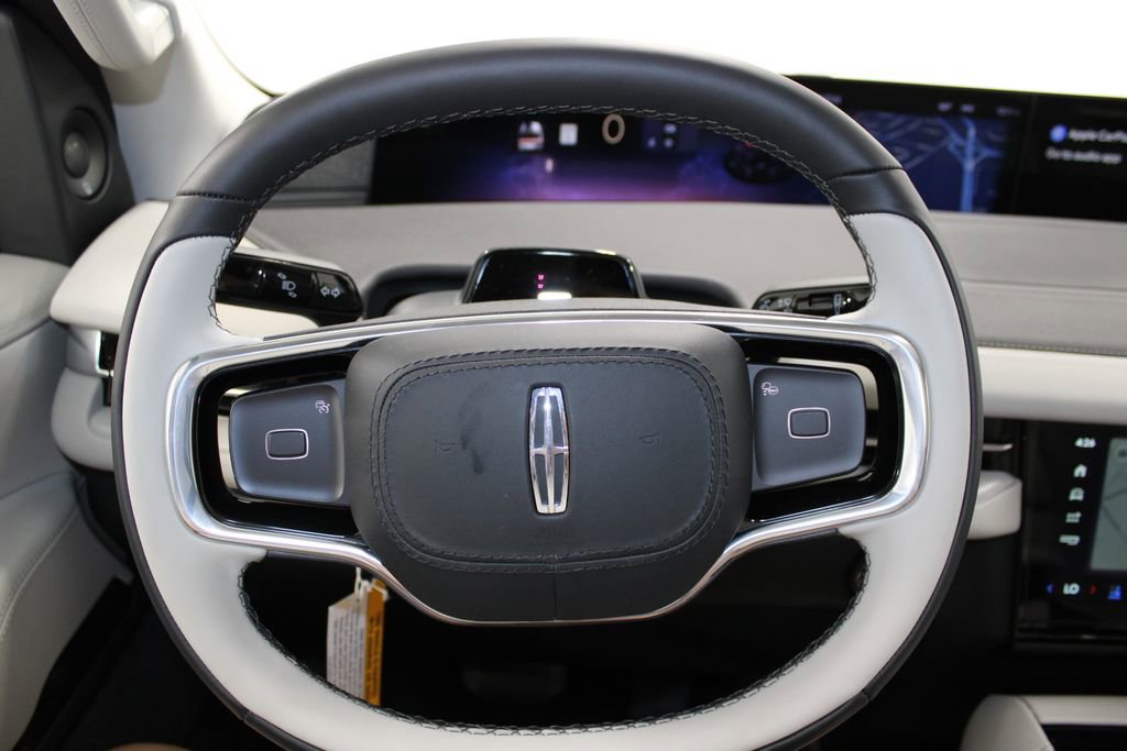 New 2025 Lincoln Navigator L Reserve image 40