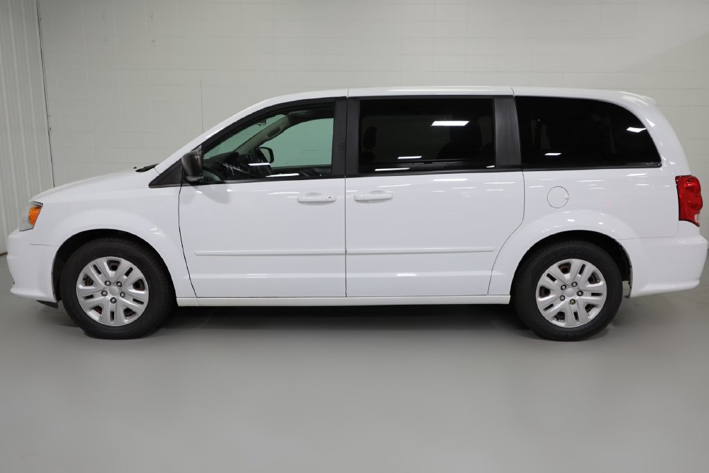 Used 2016 Dodge Grand Caravan SE w/ Quick Order Package 29E SE FWD image 15