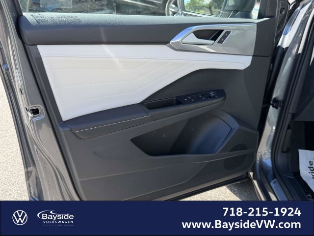 New 2026 Volkswagen Taos SEL AWD/4WD image 19
