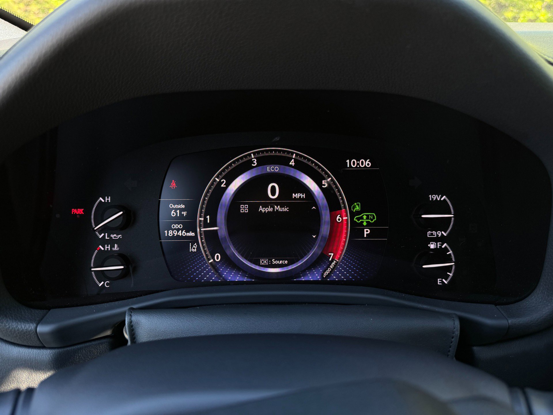 Used 2023 Lexus LX 600 4WD w/ Luxury Package image 42
