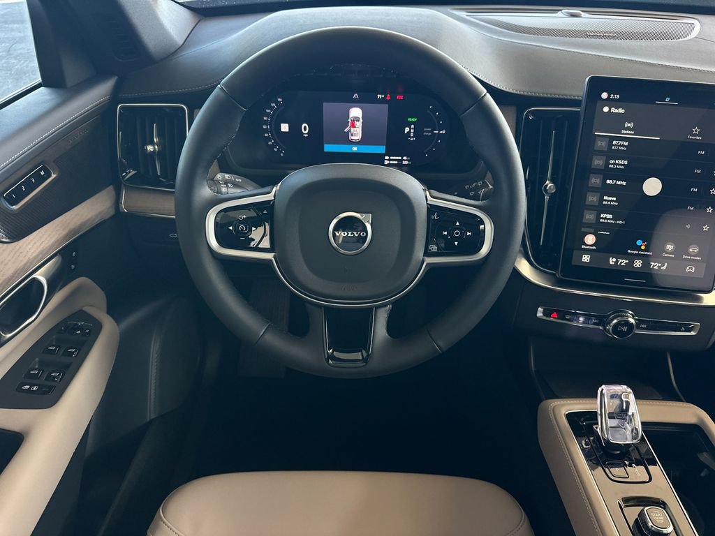 New 2026 Volvo XC90 T8 Plus w/ Protection Package Premier AWD/4WD image 13