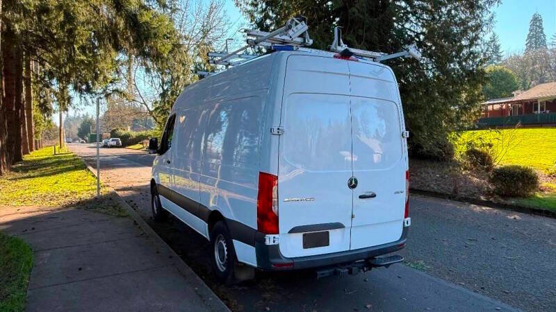Used 2019 Mercedes-Benz Sprinter 144 image 6