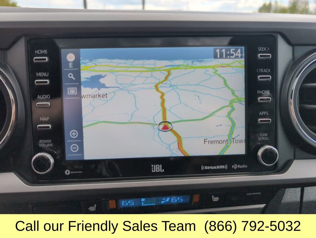 Certified 2022 Toyota Tacoma TRD Off-Road AWD/4WD image 23