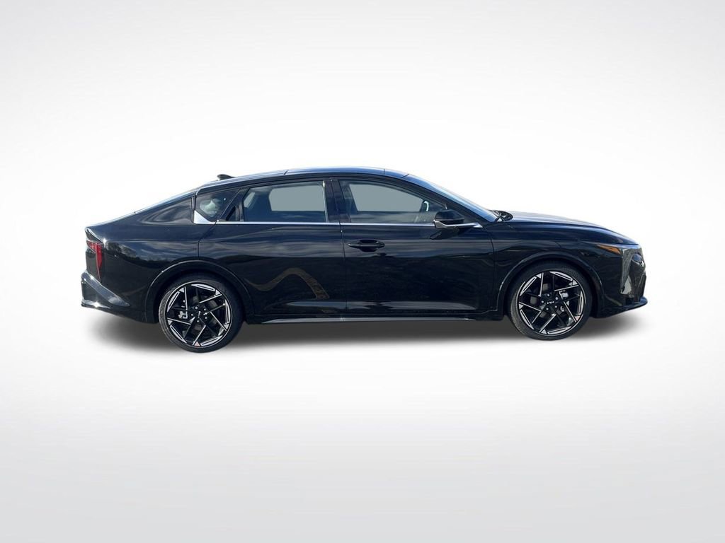 New 2025 Kia K4 GT-Line image 6