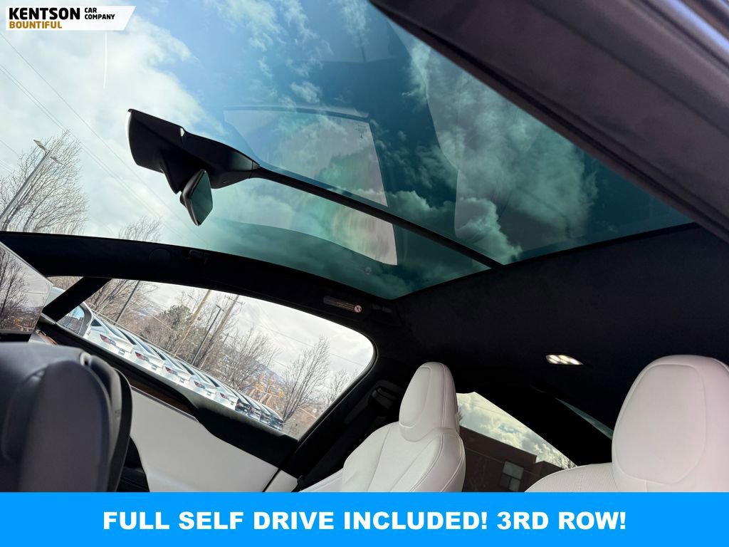 Used 2022 Tesla Model X image 28