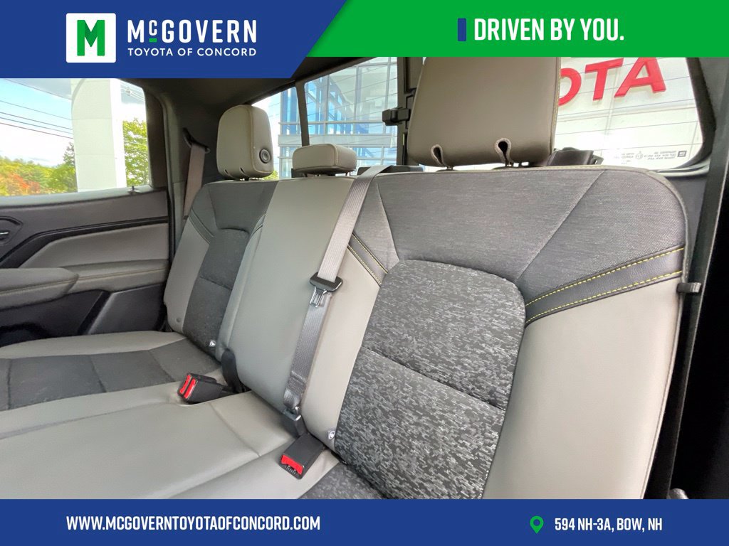 Used 2023 Chevrolet Colorado ZR2 AWD/4WD image 17