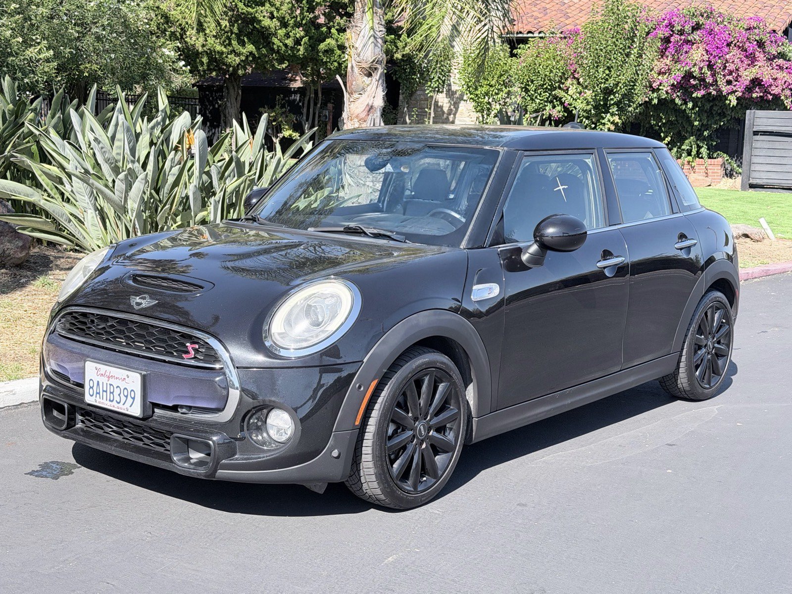 Used 2018 MINI Cooper S FWD image 1