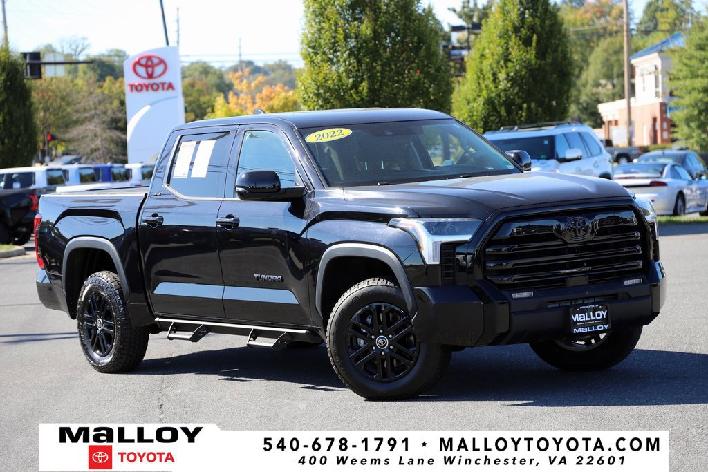 Used 2022 Toyota Tundra SR5 w/ SR5 Convenience Package