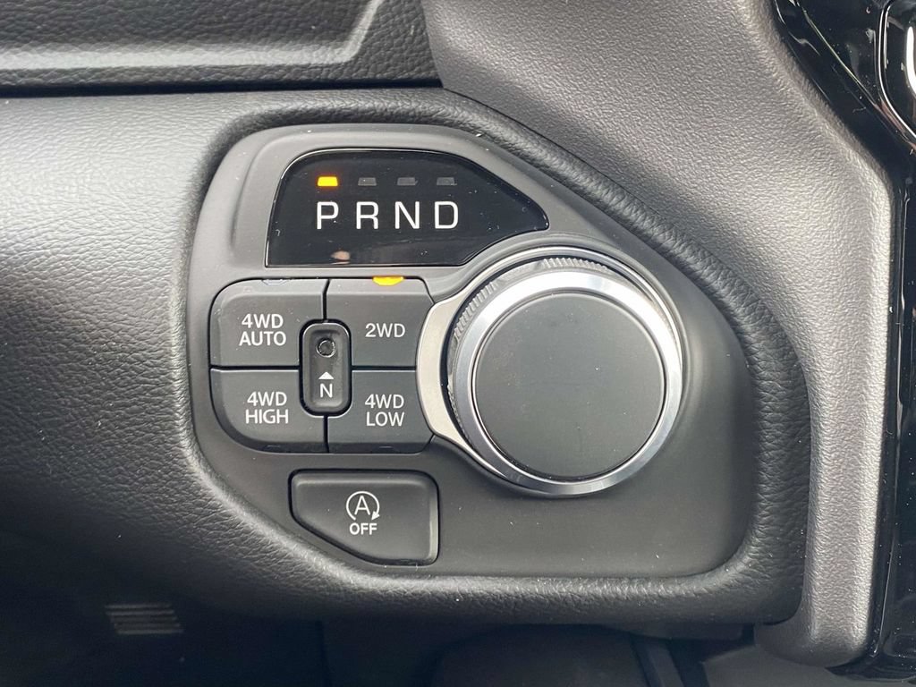 New 2026 RAM 1500 Big Horn AWD/4WD image 25