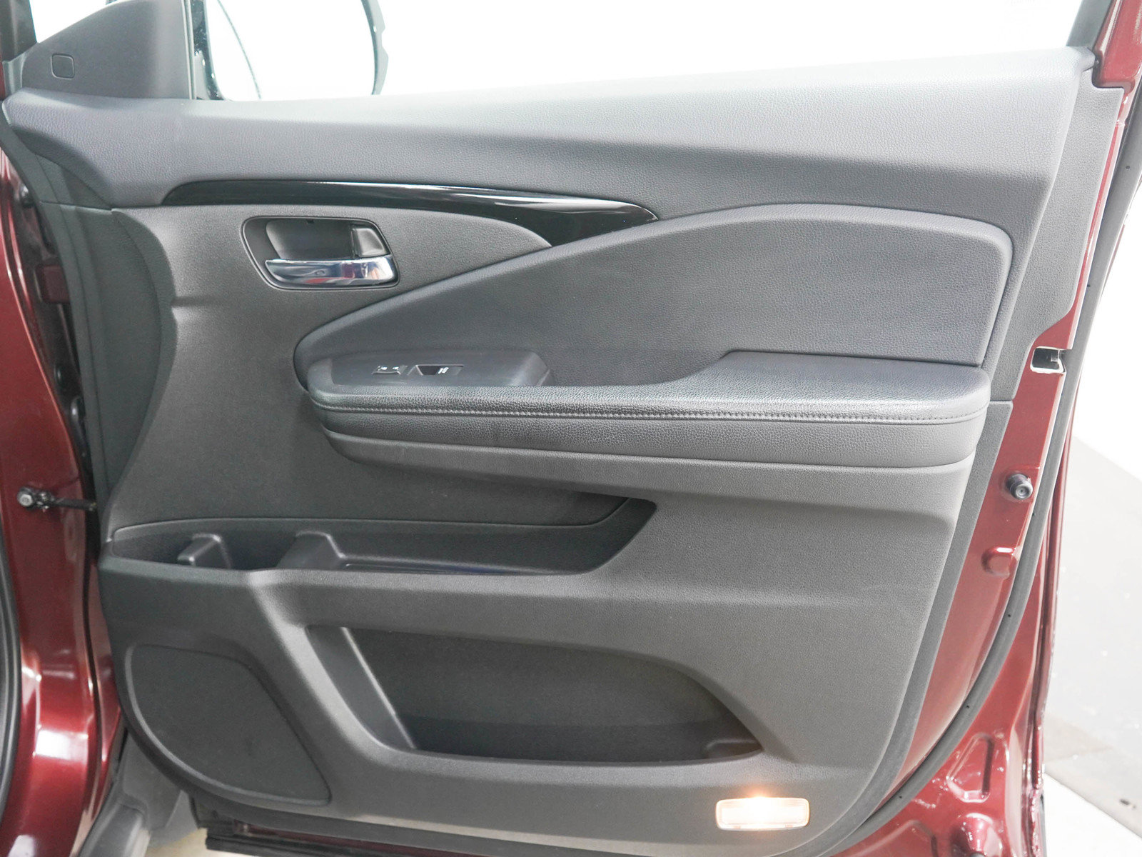 Used 2020 Honda Pilot Touring image 12