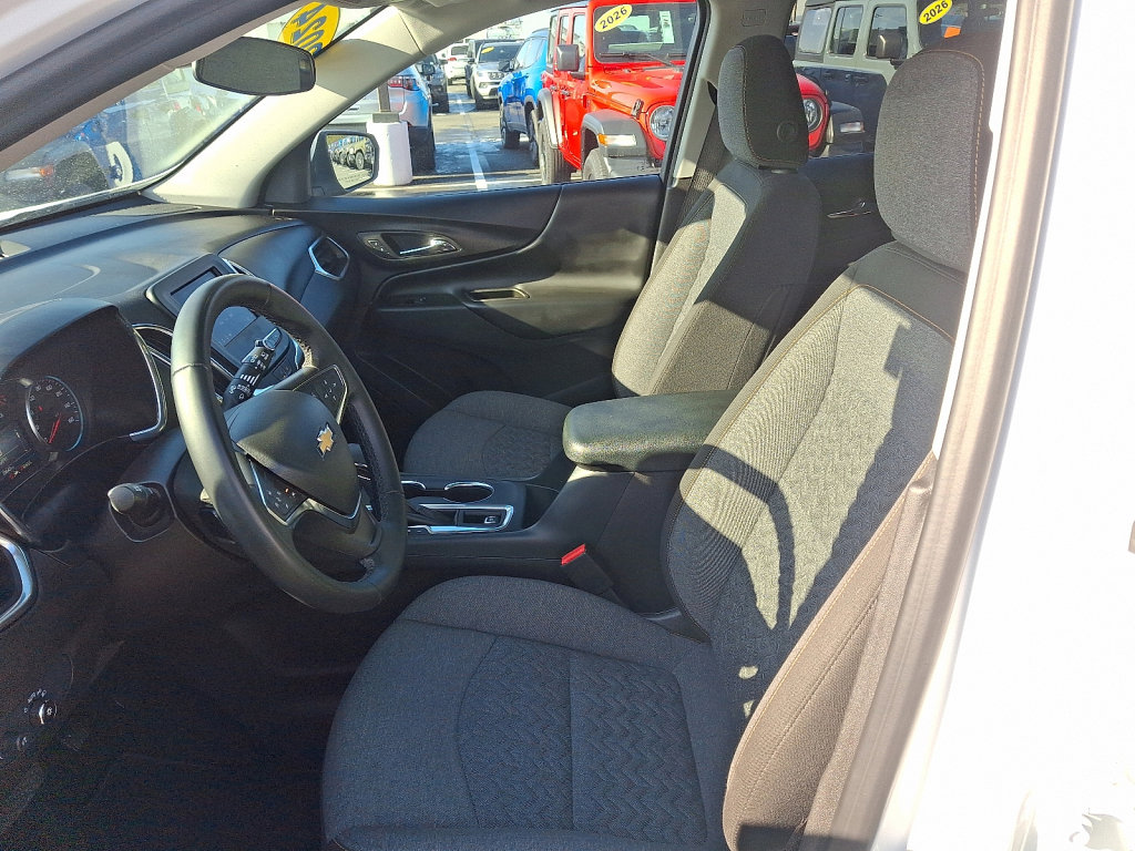 Used 2024 Chevrolet Equinox LT image 23