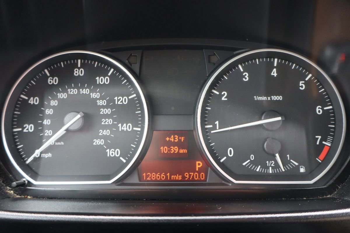 Used 2013 BMW 128i Convertible RWD image 30