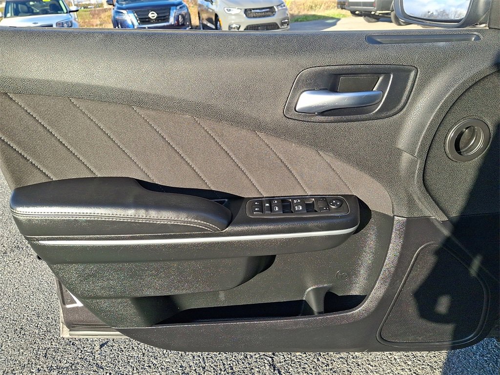 Used 2023 Dodge Charger SXT image 14