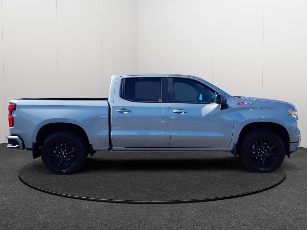 Certified 2025 Chevrolet Silverado 1500 RST image 4