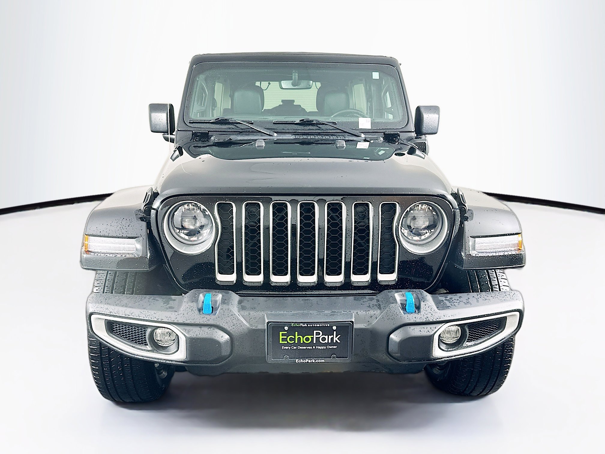 Used 2023 Jeep Wrangler Unlimited Sahara w/ Cold Weather Group AWD/4WD image 2