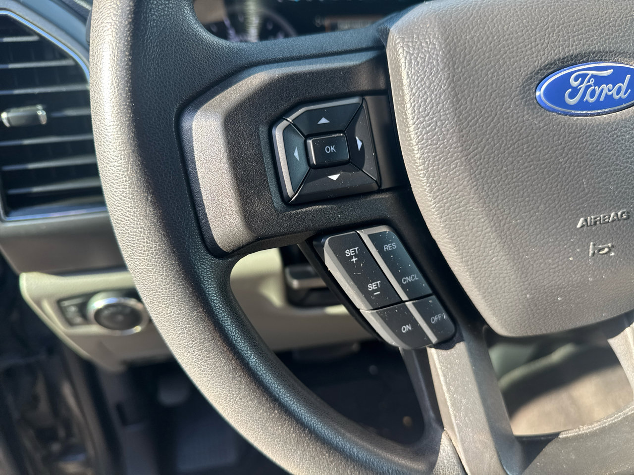 Used 2022 Ford F250 XLT w/ XLT Value Package image 17