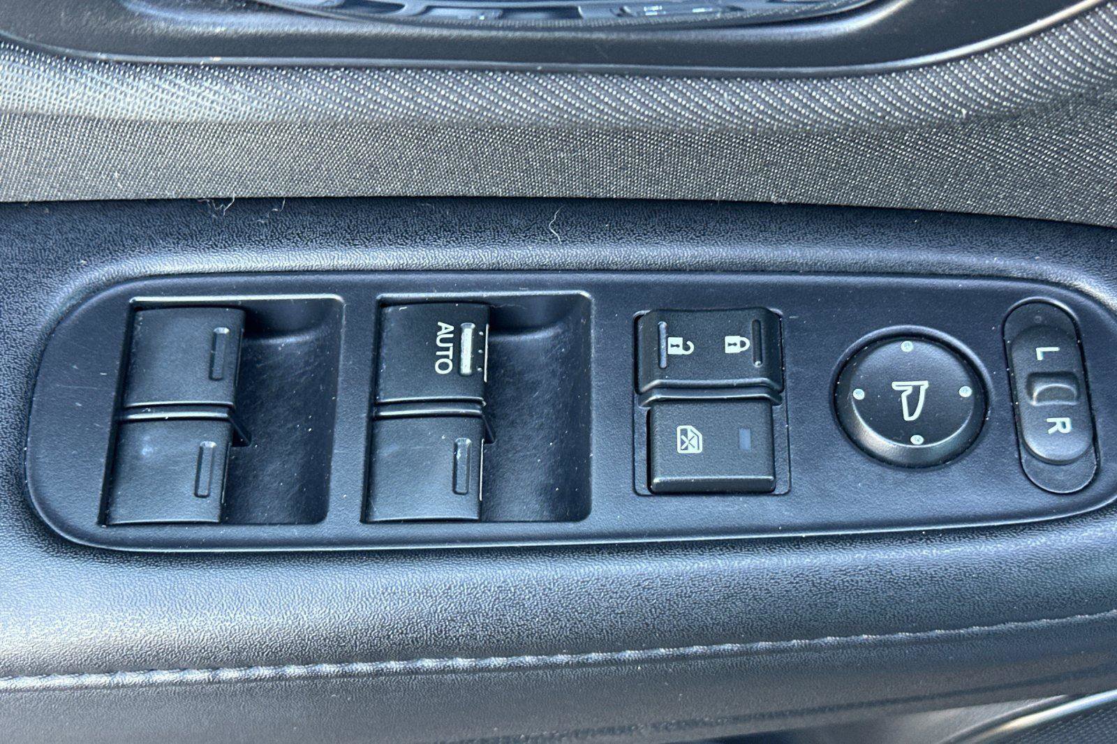 Used 2020 Honda HR-V Sport image 11