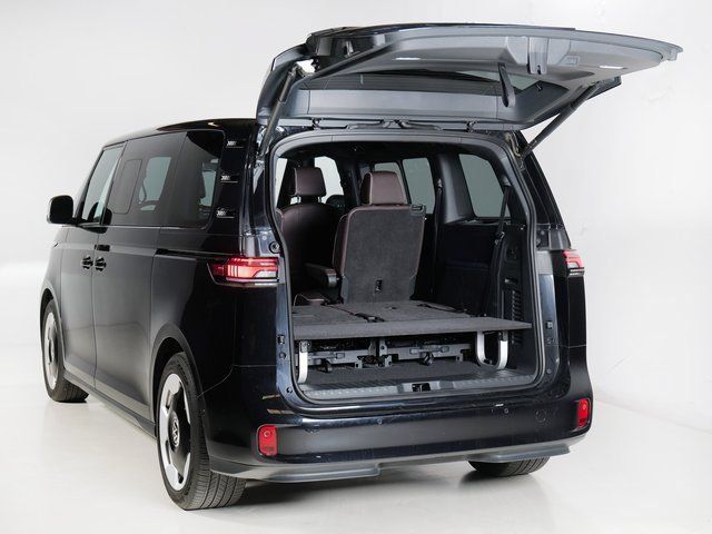 Used 2025 Volkswagen ID. Buzz Pro S Plus AWD/4WD image 6