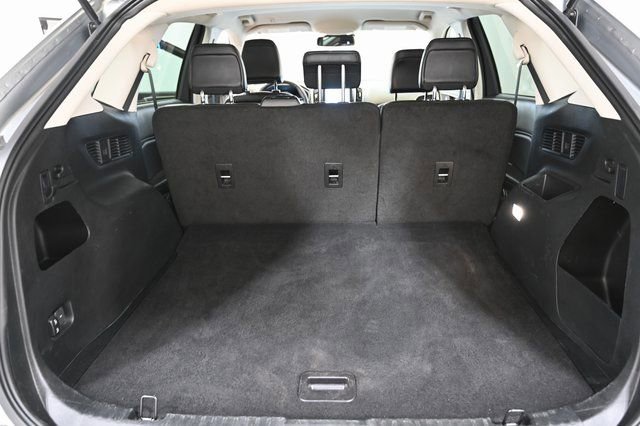 Used 2022 Ford Edge SEL image 20